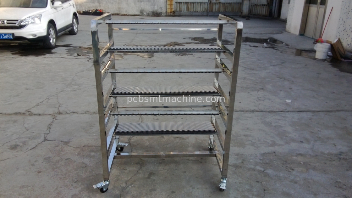 Dauerhafter REIHE L600*W700*H1180MM-Edelstahl-Siemens X Zufuhr-Wagen entworfen mit 2 Schichten und 40 Schlitzen